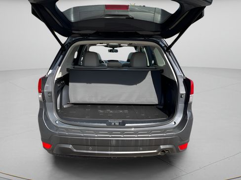 Used 2024 Subaru Forester Limited AWD/4WD image 12