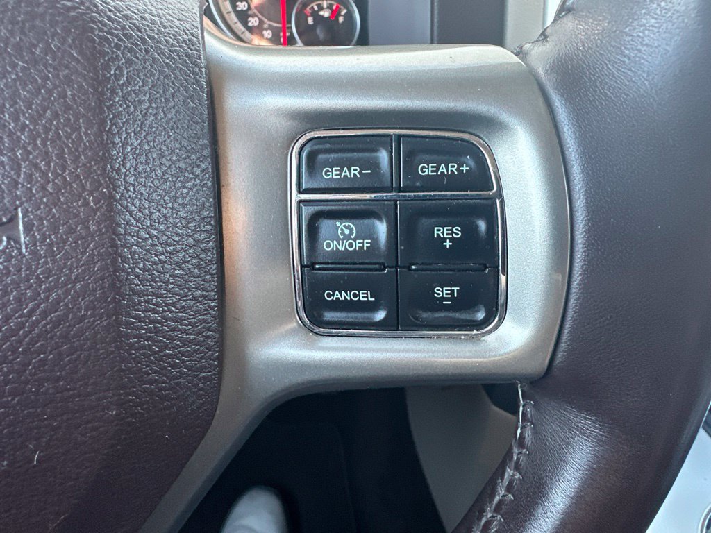Used 2017 RAM 1500 Laramie w/ Convenience Group AWD/4WD image 40