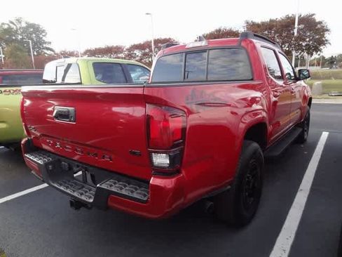 Used 2023 Toyota Tacoma SR image 5