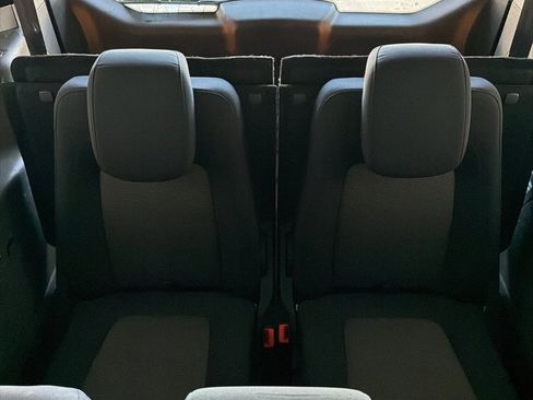 Used 2020 Ford Transit Connect XL image 40