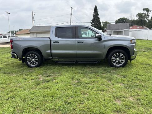Used 2021 Chevrolet Silverado 1500 LT AWD/4WD image 4