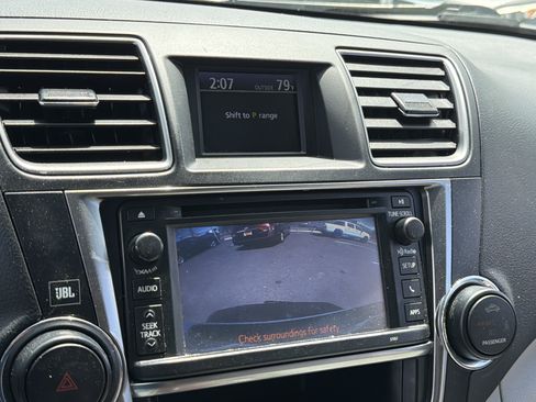 Used 2013 Toyota Highlander Limited AWD/4WD image 21