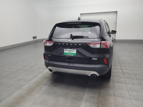 Used 2020 Ford Escape SE image 7