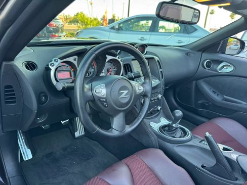 Used 2014 Nissan 370Z Touring w/ Sport Package RWD image 18