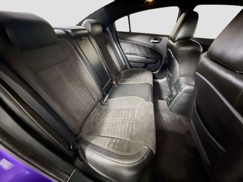 Used 2018 Dodge Charger R/T image 26