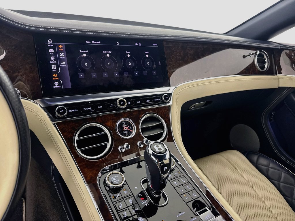 Used 2022 Bentley Continental GT AWD/4WD image 24
