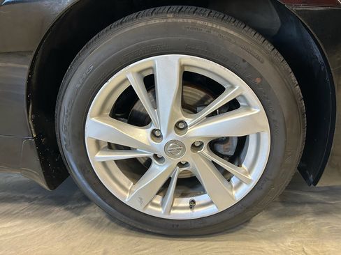 Used 2013 Nissan Altima 2.5 SV FWD image 21