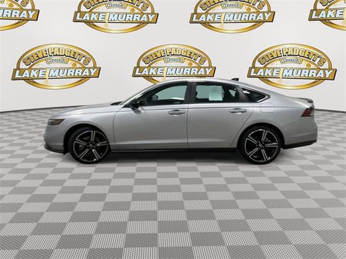 Used 2024 Honda Accord Sport image 8