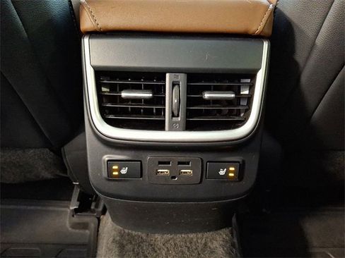 Certified 2022 Subaru Outback Touring w/ Popular Package #2 image 10