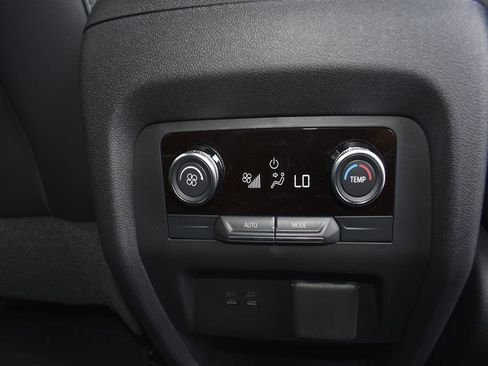 New 2026 Buick Enclave Sport Touring w/ Power Package image 7