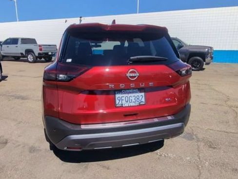 Used 2023 Nissan Rogue SL w/ SL Premium Package FWD image 7