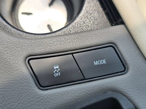 Used 2023 Cadillac XT6 Premium Luxury FWD image 30