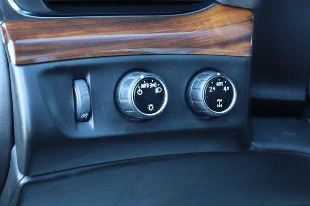 Used 2015 Cadillac Escalade Luxury AWD/4WD image 33
