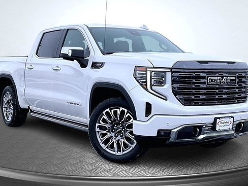 Used 2024 GMC Sierra 1500 Denali Ultimate image 12