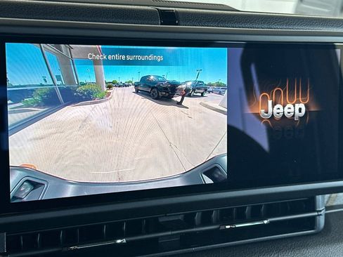 New 2026 Jeep Gladiator Sport AWD/4WD image 20