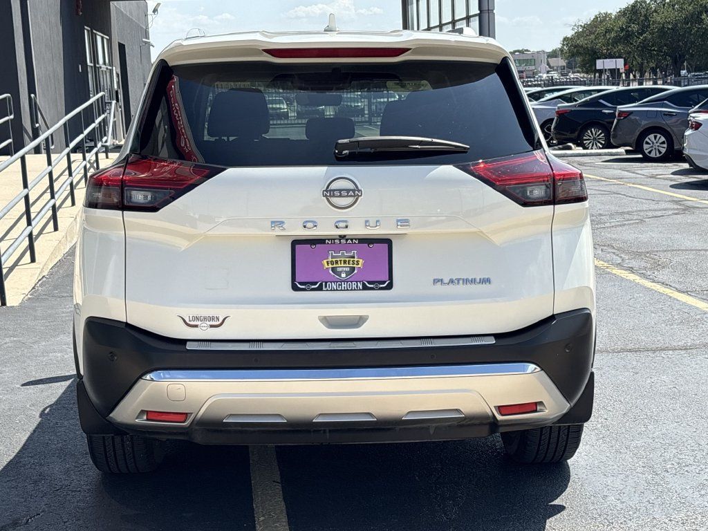 Used 2023 Nissan Rogue Platinum w/ Platinum Premium Package FWD image 4