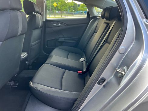 Used 2020 Honda Civic EX image 9