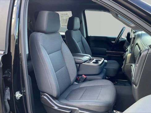 Used 2019 Chevrolet Silverado 1500 LT Trail Boss w/ Bed Protection Package AWD/4WD image 28