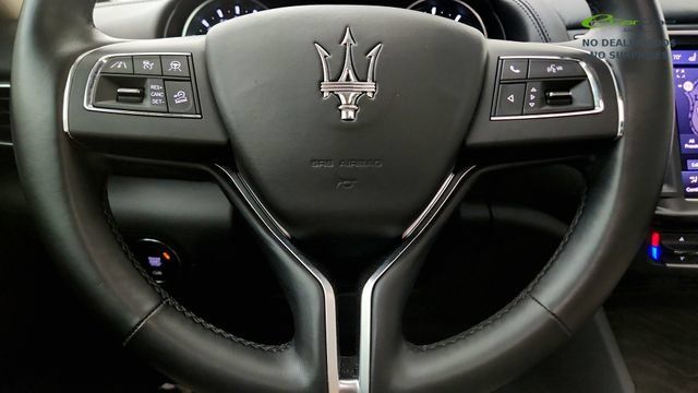 Used 2023 Maserati Levante GT AWD/4WD image 59