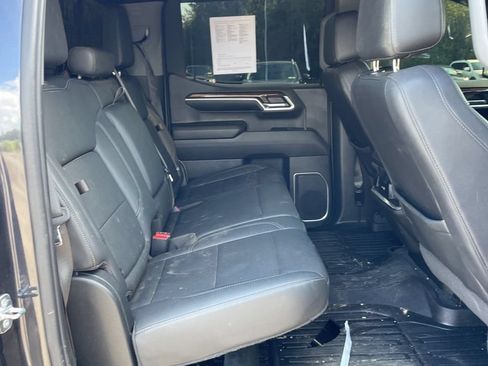 Used 2022 GMC Sierra 1500 Elevation w/ Elevation Premium Package AWD/4WD image 13