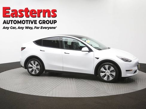 Used 2021 Tesla Model Y Long Range AWD/4WD image 44