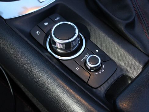 Used 2017 MAZDA MX-5 Miata RF Club image 28