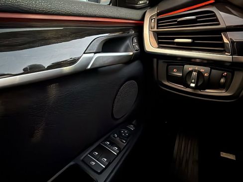 Used 2018 BMW X5 xDrive40e image 19