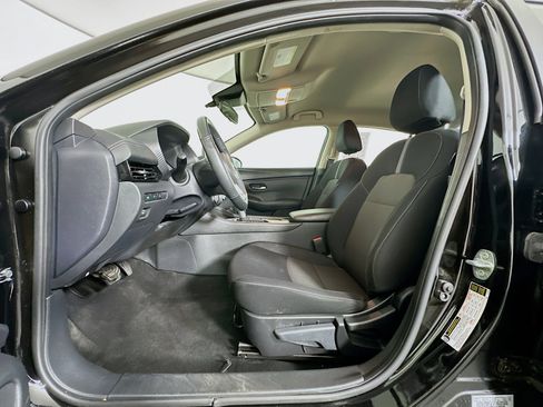 Used 2023 Nissan Sentra SV w/ All-Weather Package FWD image 13