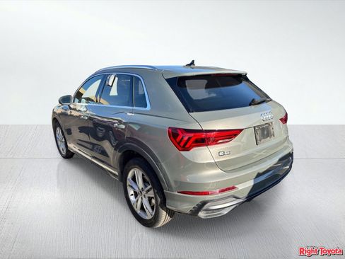 Used 2022 Audi Q3 2.0T Premium w/ Convenience Package AWD/4WD image 3