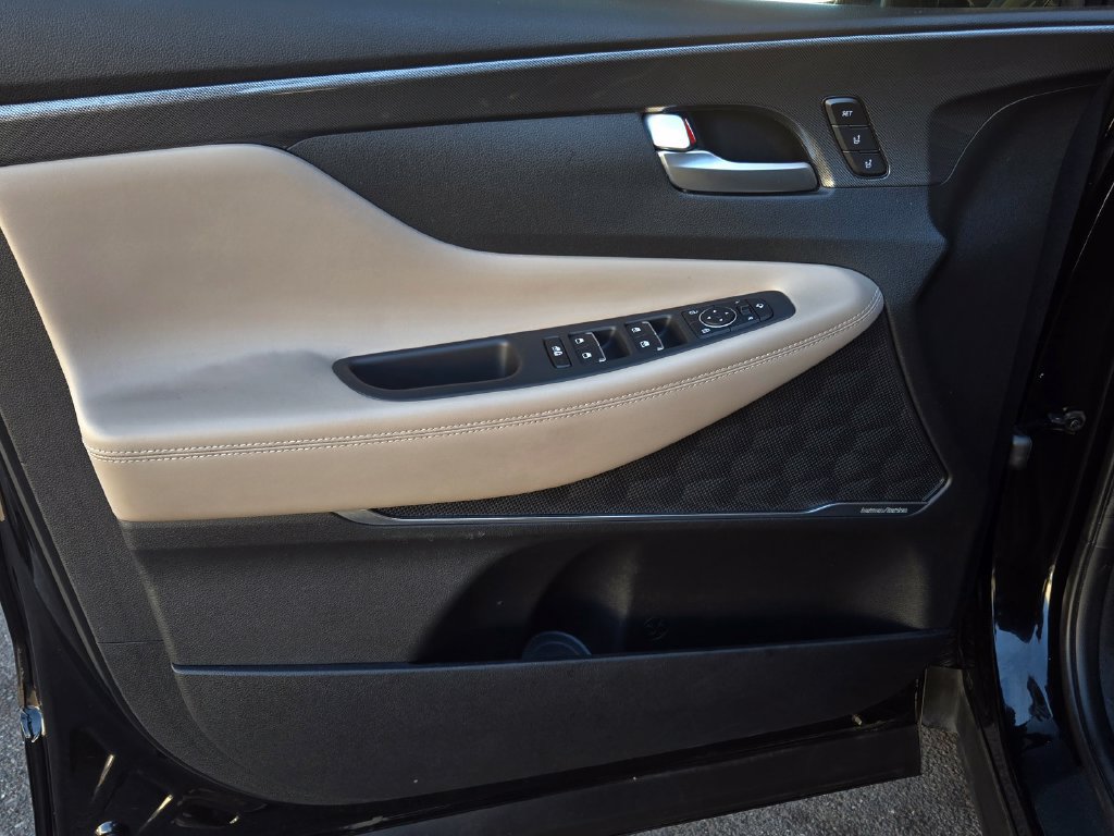 Used 2023 Hyundai Santa Fe Limited w/ Cargo Package FWD image 11