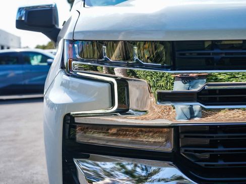 Used 2020 Chevrolet Silverado 1500 LT RWD image 10