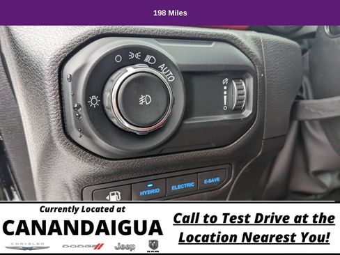 Used 2023 Jeep Wrangler Unlimited Rubicon 4xe AWD/4WD image 41