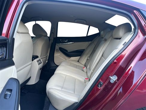 Used 2019 Nissan Maxima 3.5 SV w/ Floor Mat Group image 15