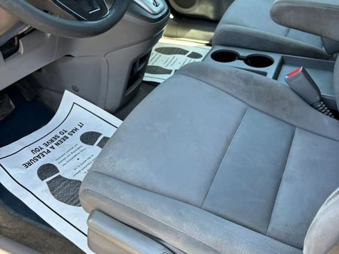 Used 2010 Honda CR-V LX image 29