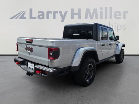 Used 2023 Jeep Gladiator Rubicon w/ LED Lighting Group AWD/4WD image 5
