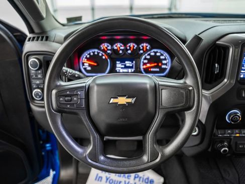 Used 2022 Chevrolet Silverado 1500 Custom AWD/4WD image 31