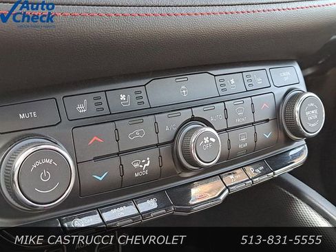 Used 2024 Dodge Durango GT AWD/4WD image 17