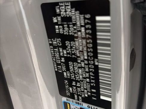 Used 2025 Kia Telluride EX X-Line image 16