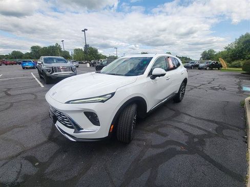 Used 2024 Buick Envision Preferred AWD/4WD image 8