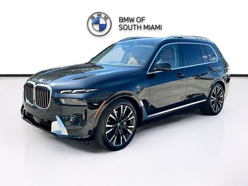 Certified 2024 BMW X7 xDrive40i image 3