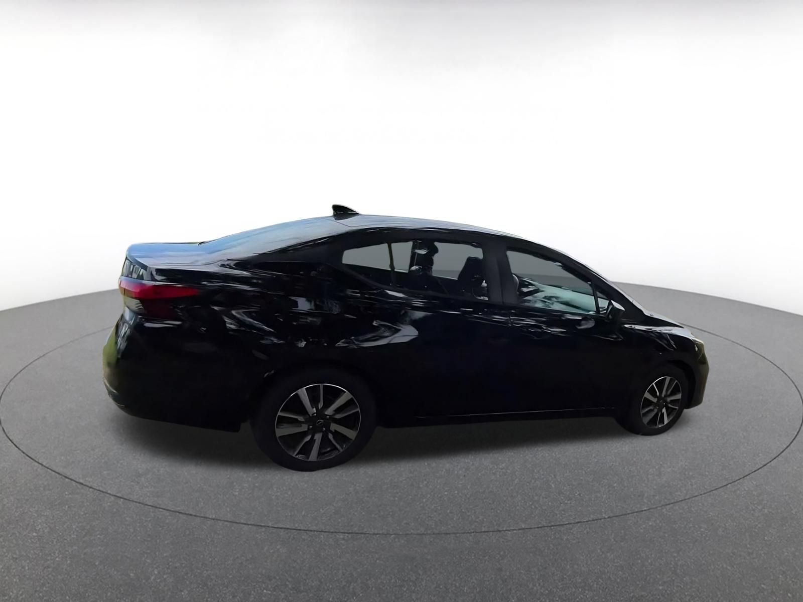 Used 2025 Nissan Versa SV FWD image 14
