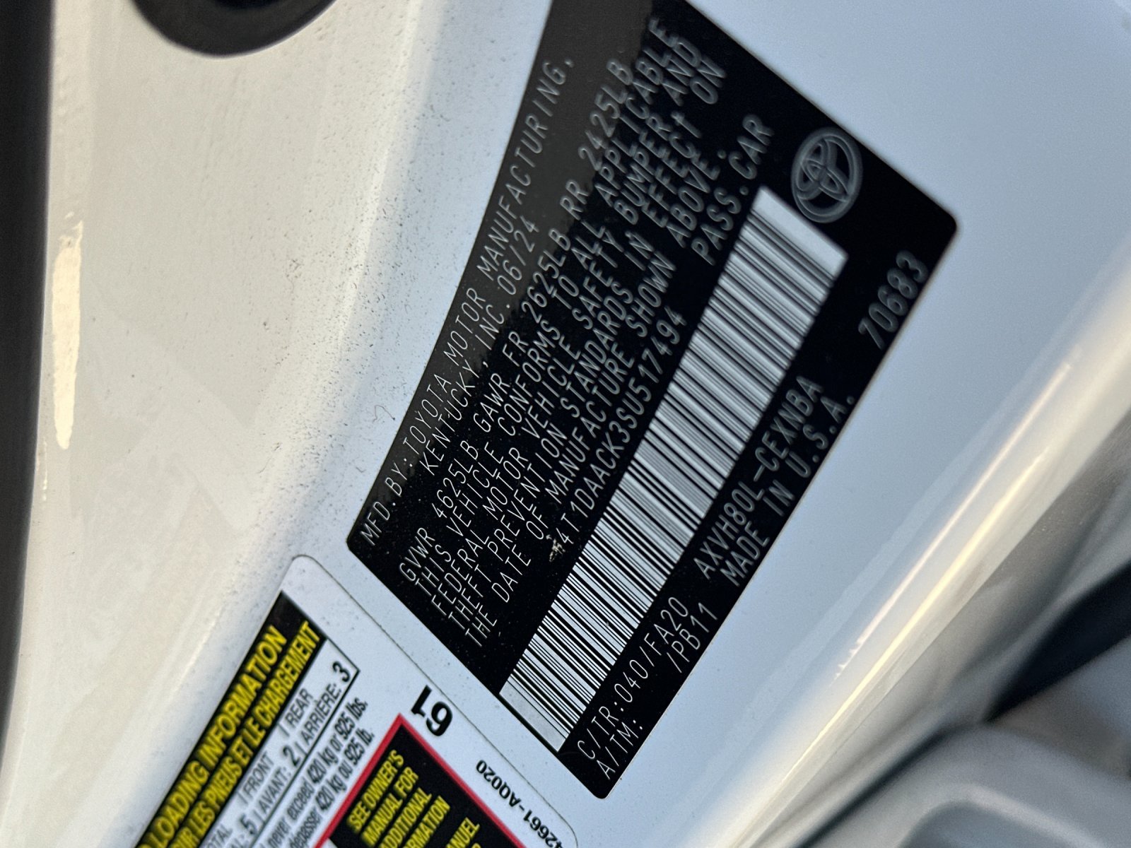 Used 2025 Toyota Camry LE FWD image 25