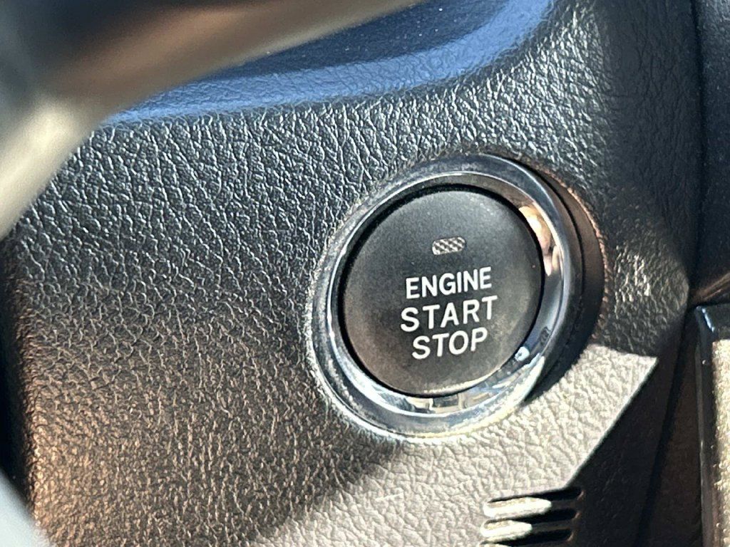 Used 2019 Toyota 4Runner Limited AWD/4WD image 37