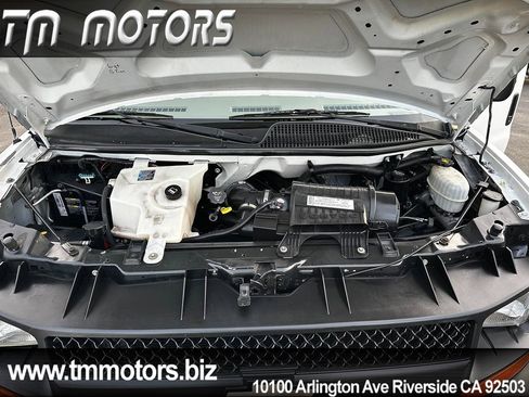 Used 2007 Chevrolet Express 2500 image 20