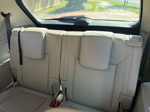 Used 2018 Volkswagen Atlas SEL AWD/4WD image 23