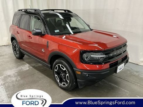 Used 2024 Ford Bronco Sport Outer Banks w/ Tech Package AWD/4WD image 1