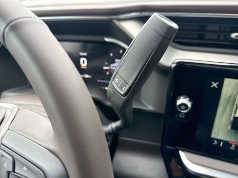 New 2026 GMC Sierra 3500 Denali w/ Denali Reserve Package image 16