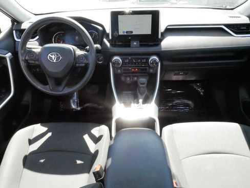 Certified 2025 Toyota RAV4 XLE AWD/4WD image 10