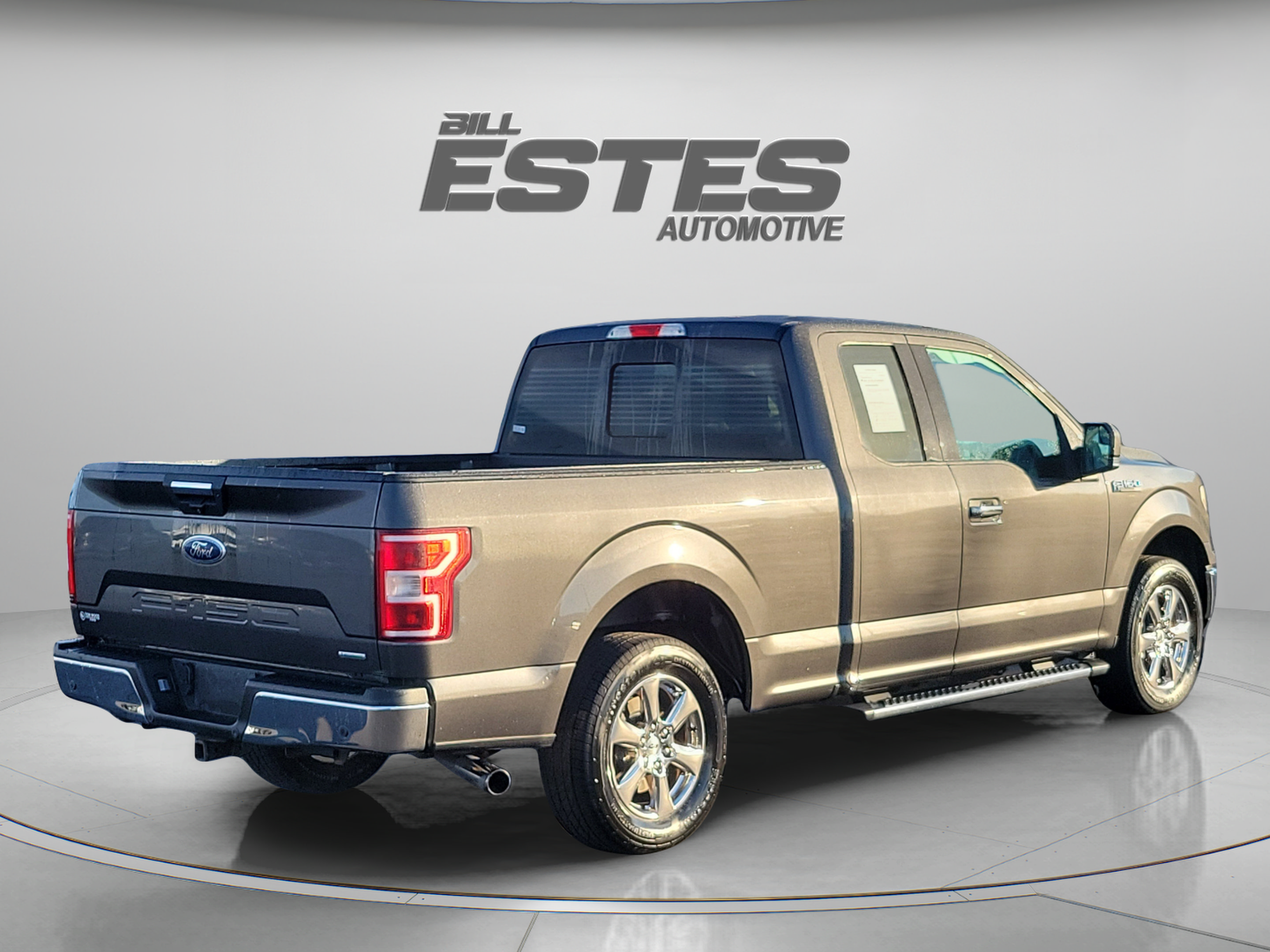 Used 2019 Ford F150 XLT w/ Equipment Group 302A Luxury RWD image 4