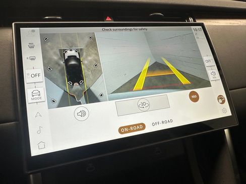 New 2025 Land Rover Discovery Sport S image 17